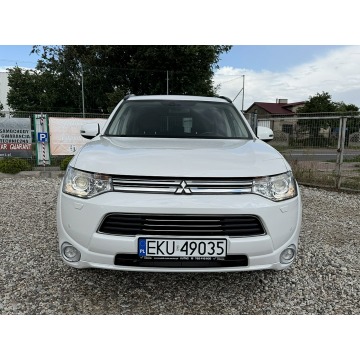 Mitsubishi Outlander  SUV 2014,  2.0 hybryda, automat - Na sprzedaż za 38 900 zł - Kutno - zdjęcie 2