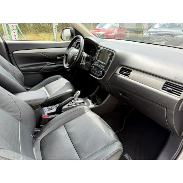Mitsubishi Outlander  SUV 2014,  2.0 hybryda, automat - Na sprzedaż za 38 900 zł - Kutno - zdjęcie 10