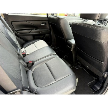 Mitsubishi Outlander  SUV 2014,  2.0 hybryda, automat - Na sprzedaż za 38 900 zł - Kutno - zdjęcie 11