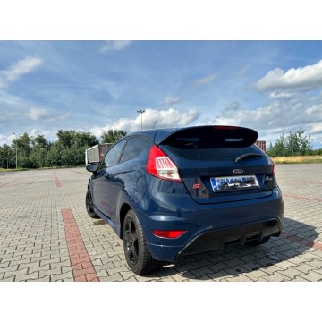 Sprzedam Ford Fiesta 2010r