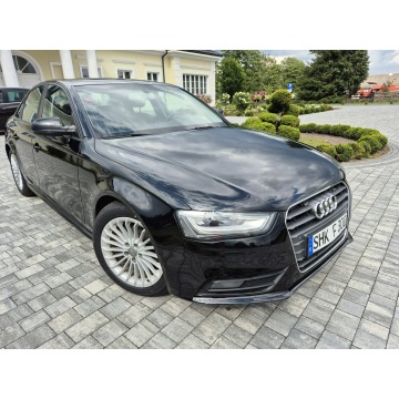 Audi A4  Sedan/Limuzyna 2012,  2.0 diesel - Na sprzedaż za 37 400 zł - Drelów - zdjęcie 2