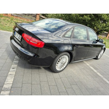 Audi A4  Sedan/Limuzyna 2012,  2.0 diesel - Na sprzedaż za 37 400 zł - Drelów - zdjęcie 9
