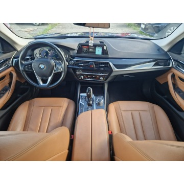 BMW Seria 5  Kombi 2018,  2.0 diesel, automat - Na sprzedaż za 86 900 zł - Żory - zdjęcie 5