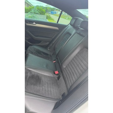 Volkswagen Passat  Sedan/Limuzyna 2018,  1.4 benzyna, automat - Na sprzedaż za 63 000 zł - Sadlno - zdjęcie 9