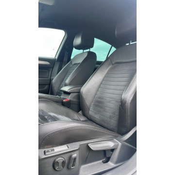Volkswagen Passat  Sedan/Limuzyna 2018,  1.4 benzyna, automat - Na sprzedaż za 63 000 zł - Sadlno - zdjęcie 10