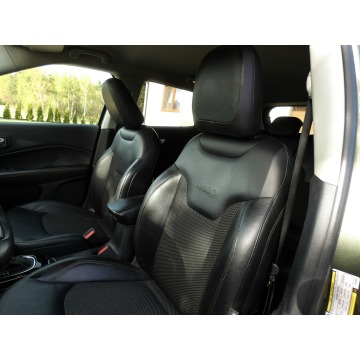 Jeep Compass  SUV 2018,  1.4 benzyna, automat - Na sprzedaż za 69 900 zł - Szydłowo - zdjęcie 9