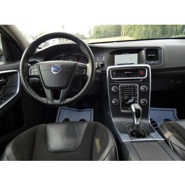Volvo S60  Sedan/Limuzyna 2016,  2.0 diesel - Na sprzedaż za 44 900 zł - Szydłowo - zdjęcie 3