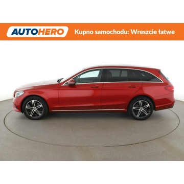 Mercedes - Benz C-klasa  Kombi 2019,  1.5 benzyna, automat - Na sprzedaż za 80 200 zł - Warszawa - zdjęcie 2