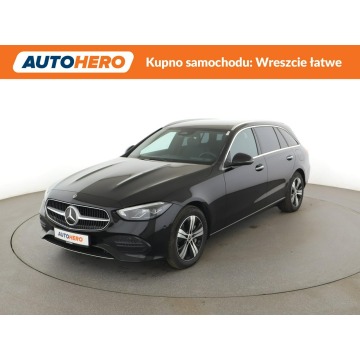 Mercedes C 300 - FV23 phev automat virtual navi kamera ambient led grzane fotele
