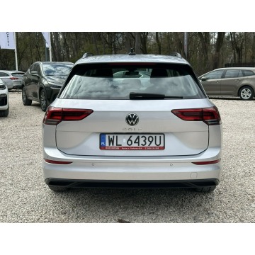 Volkswagen Golf  Kombi 2021,  1.5 benzyna - Na sprzedaż za 62 800 zł - Pęcice - zdjęcie 6
