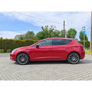 Seat Leon  Hatchback 2019,  1.5 benzyna - Na sprzedaż za 49 900 zł - Goczałkowice-Zdrój - zdjęcie 2