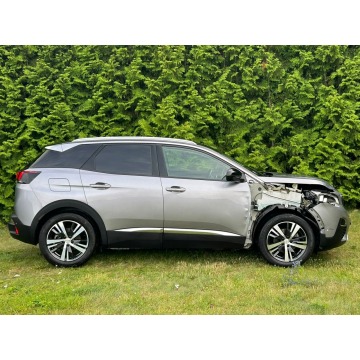 Peugeot 3008  SUV 2019,  1.2 benzyna, automat - Na sprzedaż za 37 000 zł - Laskowo - zdjęcie 5