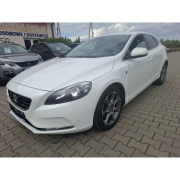 VOLVO V40 1.6D AUTOMAT!