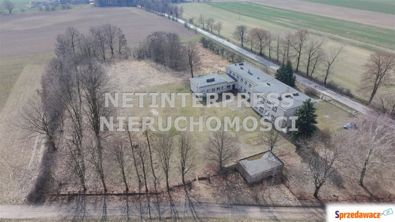Sprzedaż budynku Domaszowice obręb Woskowice Górne - Lokale użytkowe na s... - Woskowice Górne