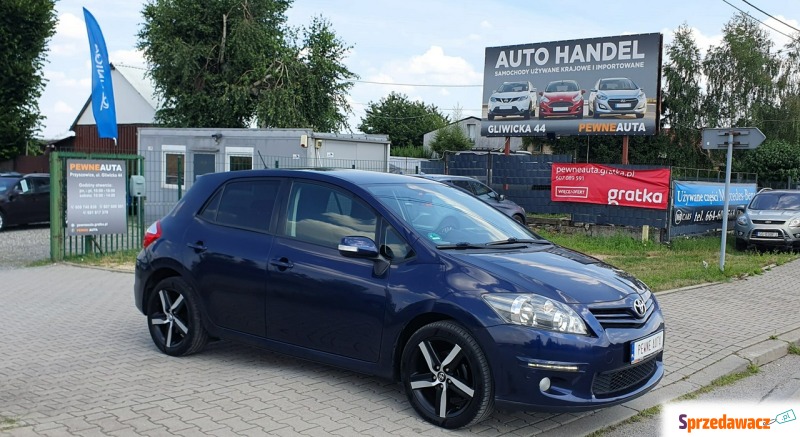 Toyota Auris  Hatchback 2011,  1.6 benzyna - Na sprzedaż za 32 500 zł - Przyszowice