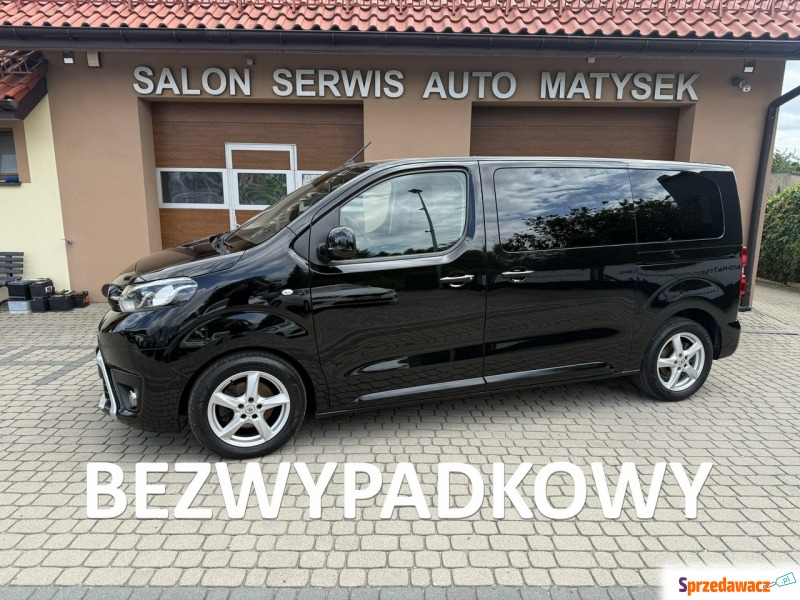 Toyota ProAce  Minivan/Van 2017,  2.0 diesel - Na sprzedaż za 79 900 zł - Orzech