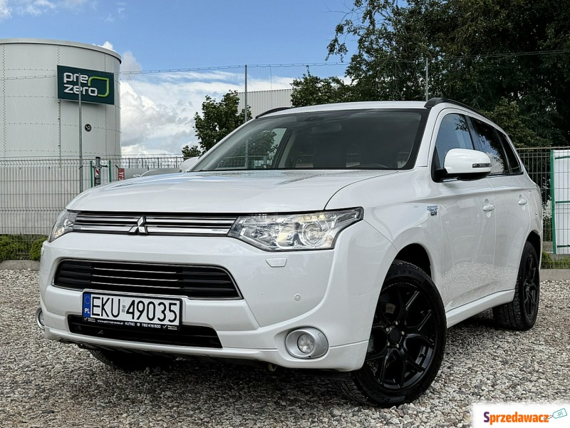 Mitsubishi Outlander  SUV 2014,  2.0 hybryda, automat - Na sprzedaż za 38 900 zł - Kutno