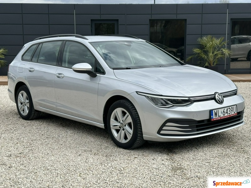 Volkswagen Golf  Kombi 2021,  1.5 benzyna - Na sprzedaż za 62 800 zł - Pęcice