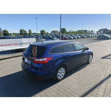 Ford Focus  Kombi 2014,  1.0 benzyna - Na sprzedaż za 18 800 zł - Lipówki - zdjęcie 12