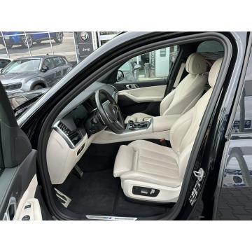 BMW X5  SUV 2022,  3.0 diesel, automat - Na sprzedaż za 279 900 zł - Tychy - zdjęcie 12