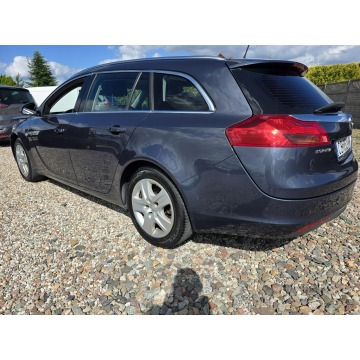 Opel Insignia  Kombi 2010,  1.8 benzyna+LPG - Na sprzedaż za 13 900 zł - Gniezno - zdjęcie 3