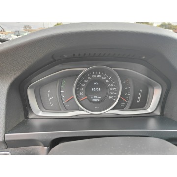 Volvo S60  Sedan/Limuzyna 2014,  1.6 diesel, automat - Na sprzedaż za 29 900 zł - Twardów - zdjęcie 8