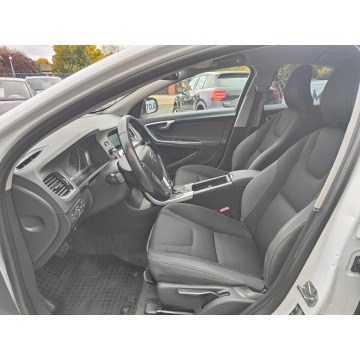 Volvo S60  Sedan/Limuzyna 2014,  1.6 diesel, automat - Na sprzedaż za 29 900 zł - Twardów - zdjęcie 11
