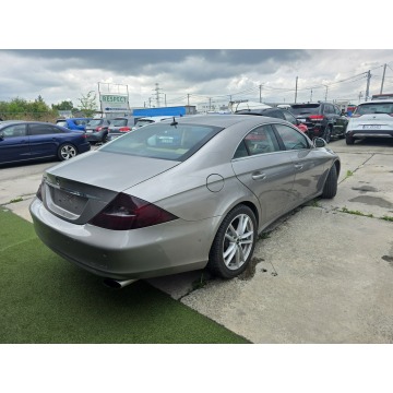 Mercedes - Benz CLS-klasa  Sedan/Limuzyna 2005,  3.5 benzyna, automat - Na sprzedaż za 19 900 zł - Kraków - zdjęcie 5