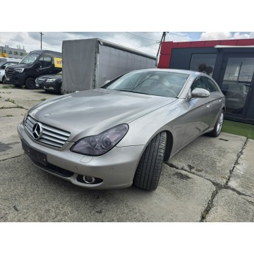 Mercedes - Benz CLS-klasa  Sedan/Limuzyna 2005,  3.5 benzyna, automat - Na sprzedaż za 19 900 zł - Kraków - zdjęcie 9