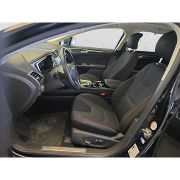 Ford Mondeo  Kombi 2017,  2.0 diesel, automat - Na sprzedaż za 46 986 zł - Komorniki - zdjęcie 11