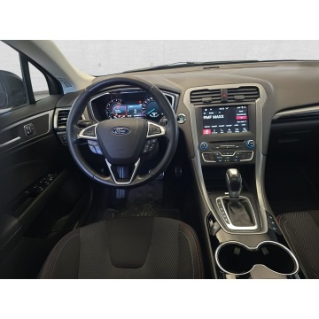 Ford Mondeo  Kombi 2017,  2.0 diesel, automat - Na sprzedaż za 46 986 zł - Komorniki - zdjęcie 10