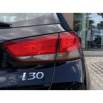 Hyundai i30  Hatchback 2021,  1.5 benzyna - Na sprzedaż za 36 900 zł - Łódź - zdjęcie 12