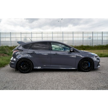 Ford Focus  Hatchback 2017,  2.3 benzyna - Na sprzedaż za 129 900 zł - Warszawa - zdjęcie 9