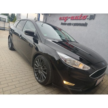 Ford Focus  Kombi 2016,  2.0 diesel - Na sprzedaż za 33 900 zł - Zgierz - zdjęcie 10