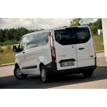 Ford Transit Custom  Bus 2016,  2.0 diesel - Na sprzedaż za 45 900 zł - Ostrów Mazowiecka - zdjęcie 8