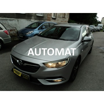 Opel Insignia Sports Tourer - sprzedam ładnegoOPLA  INSIGNIE SPORT TOURER Z 2017r 2.0 CDTI  170 KM