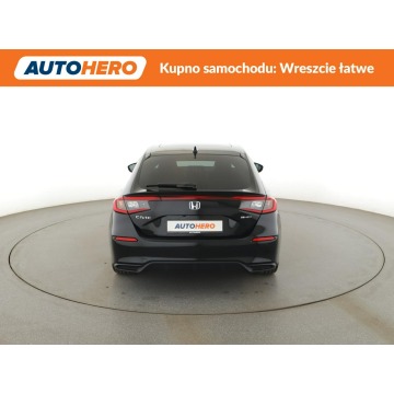Honda Civic  Sedan/Limuzyna 2023,  2.0 hybryda, automat - Na sprzedaż za 113 500 zł - Warszawa - zdjęcie 6