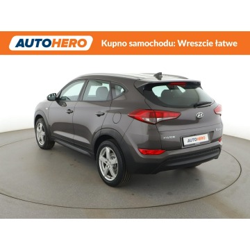 Hyundai Tucson  SUV 2017,  1.6 benzyna - Na sprzedaż za 58 400 zł - Warszawa - zdjęcie 4