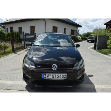 Volkswagen Polo  Hatchback 2015,  1.8 benzyna - Na sprzedaż za 38 900 zł - Majdan Sieniawski - zdjęcie 4