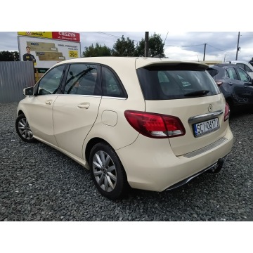 Mercedes - Benz B-klasa  Hatchback 2017,  1.5 diesel, automat - Na sprzedaż za 27 800 zł - Pogwizdów - zdjęcie 4