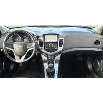 Chevrolet Cruze  Sedan/Limuzyna 2011,  1.8 benzyna - Na sprzedaż za 24 800 zł - Przyszowice - zdjęcie 8