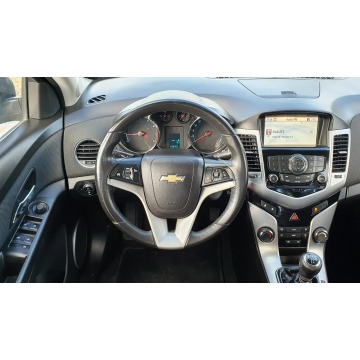 Chevrolet Cruze  Sedan/Limuzyna 2011,  1.8 benzyna - Na sprzedaż za 24 800 zł - Przyszowice - zdjęcie 9