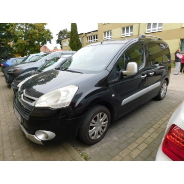 Syndyk sprzeda Citroen Berlingo 16V Multispace 2011r.