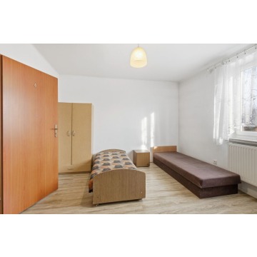 Sprzedam dom Częstochowa, Stradom -  jednopiętrowy,  pow.  180 m2,  działka:   470 m2 - zdjęcie 6