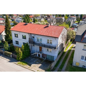 Sprzedam dom Częstochowa, Stradom -  jednopiętrowy,  pow.  180 m2,  działka:   470 m2 - zdjęcie 2