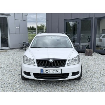 Skoda Octavia  Kombi 2012,  1.6 diesel - Na sprzedaż za 14 900 zł - Wrocław - zdjęcie 2