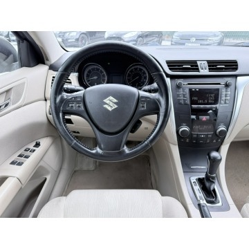 Suzuki   Sedan/Limuzyna 2011,  2.4 benzyna+LPG, automat - Na sprzedaż za 21 900 zł - Wrocław - zdjęcie 5