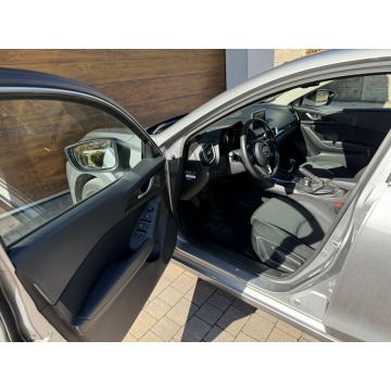 Mazda 3  Hatchback 2015,  2.2 diesel - Na sprzedaż za 16 500 zł - Konradów - zdjęcie 7