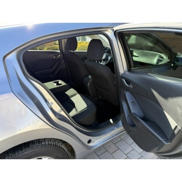 Mazda 3  Hatchback 2015,  2.2 diesel - Na sprzedaż za 16 500 zł - Konradów - zdjęcie 11