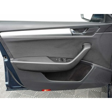 Skoda Superb  Sedan/Limuzyna 2022,  2.0 diesel, automat - Na sprzedaż za 79 850 zł - Pępowo - zdjęcie 9